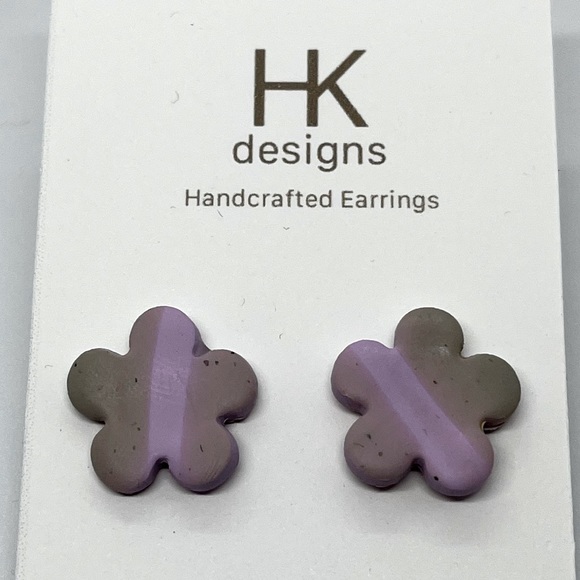 Handmade Flower Studs - Picture 1 of 5